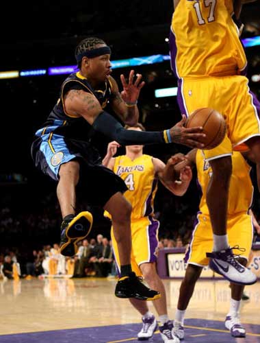 另一边则是 另一边则是